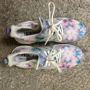 Adidas Ultraboost women’s tie dye 8.5